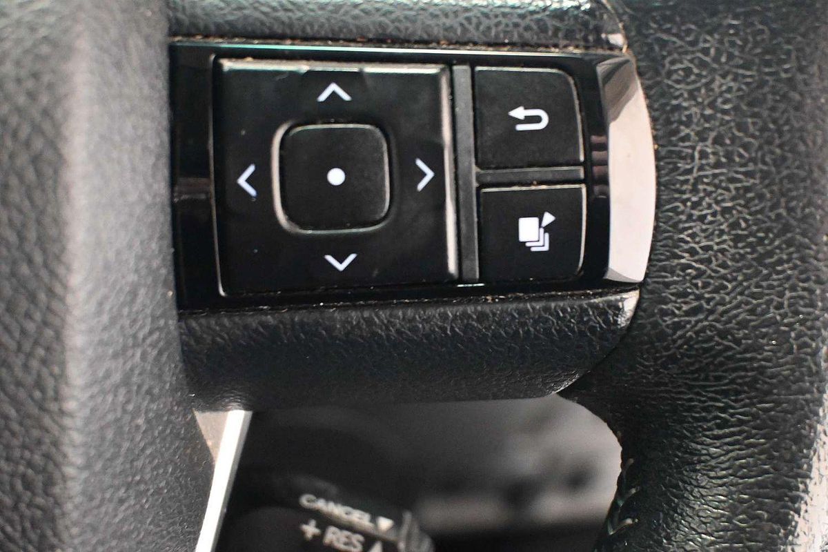 2017 Toyota Hilux SR5 GUN126R 4X4