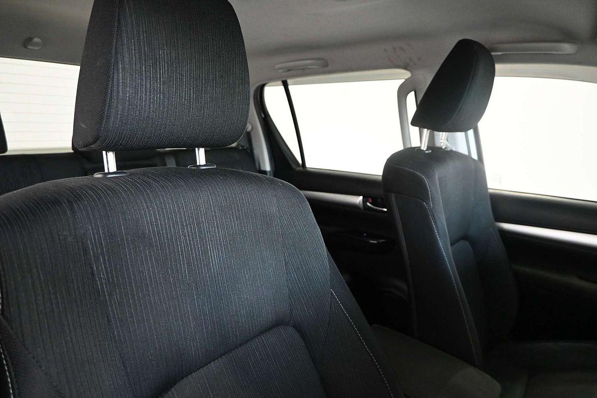 2017 Toyota Hilux SR5 GUN126R 4X4