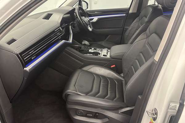 2019 Volkswagen Touareg 190TDI Launch Edition CR
