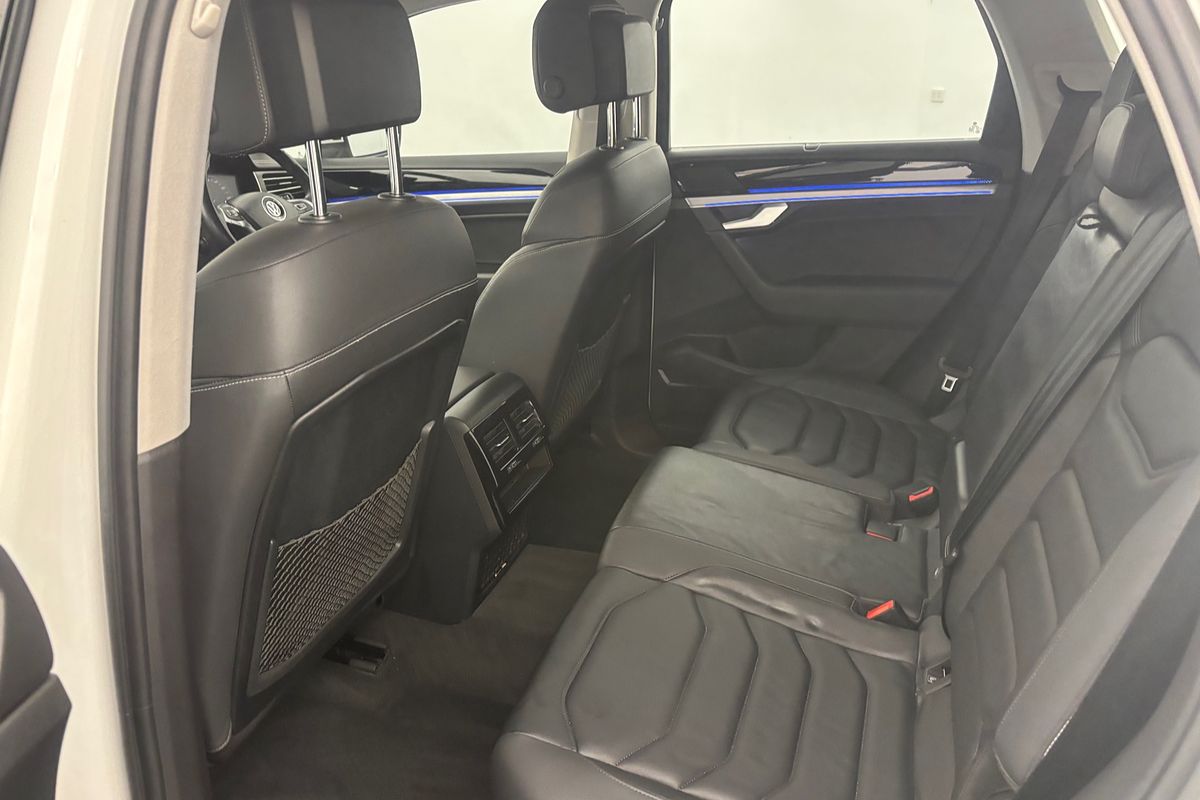 2019 Volkswagen Touareg 190TDI Launch Edition CR
