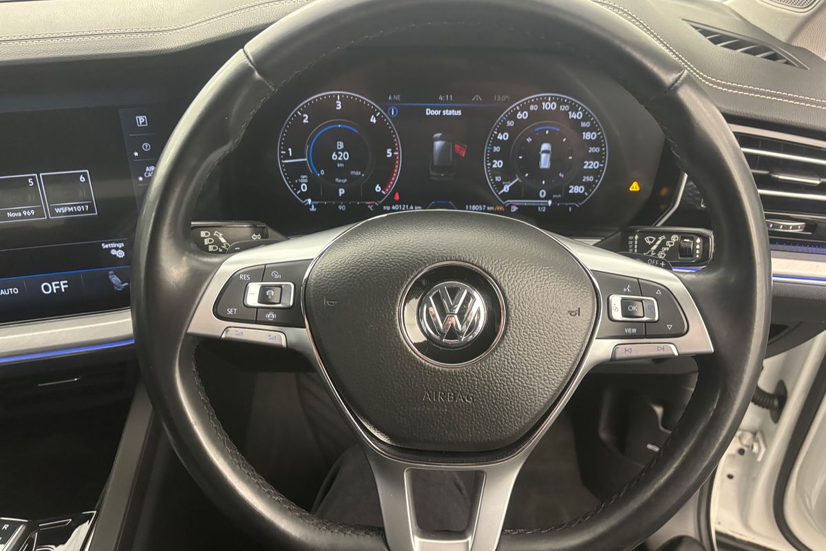 2019 Volkswagen Touareg 190TDI Launch Edition CR