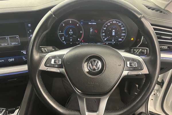 2019 Volkswagen Touareg 190TDI Launch Edition CR