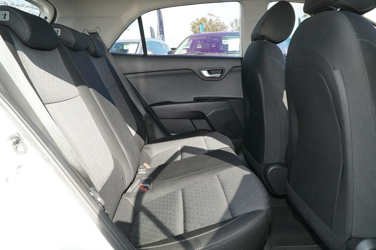 2019 Kia Rio S YB