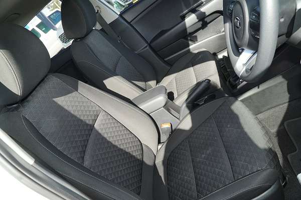 2019 Kia Rio S YB