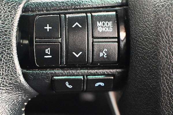 2017 Toyota Hilux SR5 GUN126R 4X4