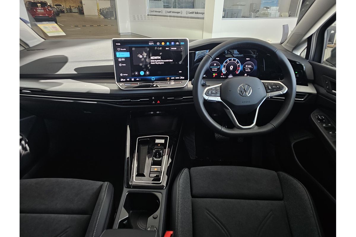 2025 Volkswagen Golf 110TSI Style 8.5