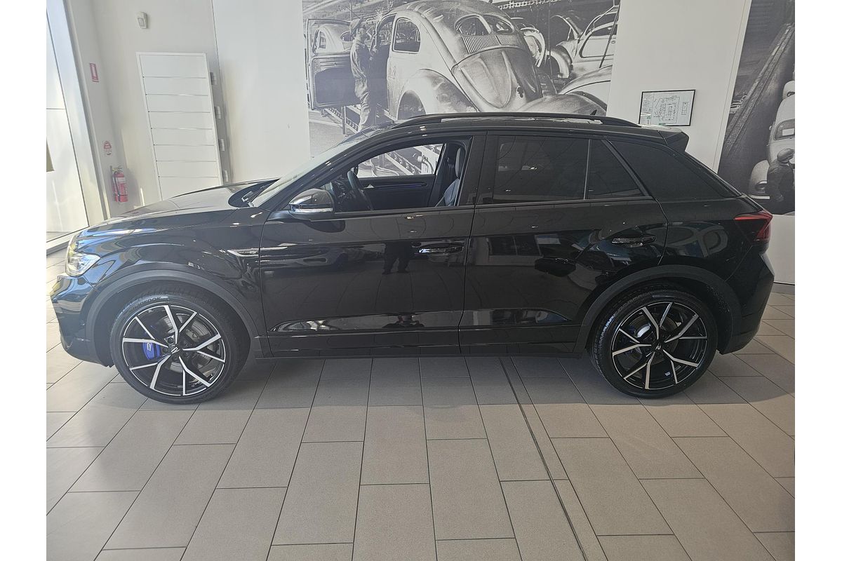 2025 Volkswagen T-Roc R D11