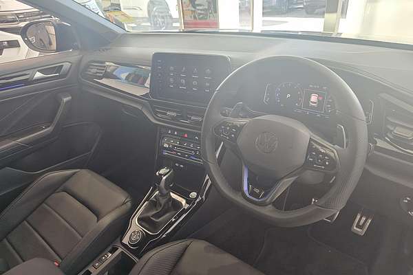 2025 Volkswagen T-Roc R D11