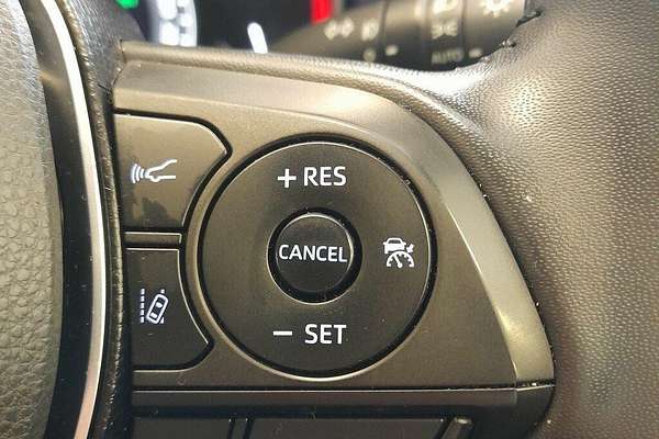2020 Toyota RAV4 Cruiser MXAA52R