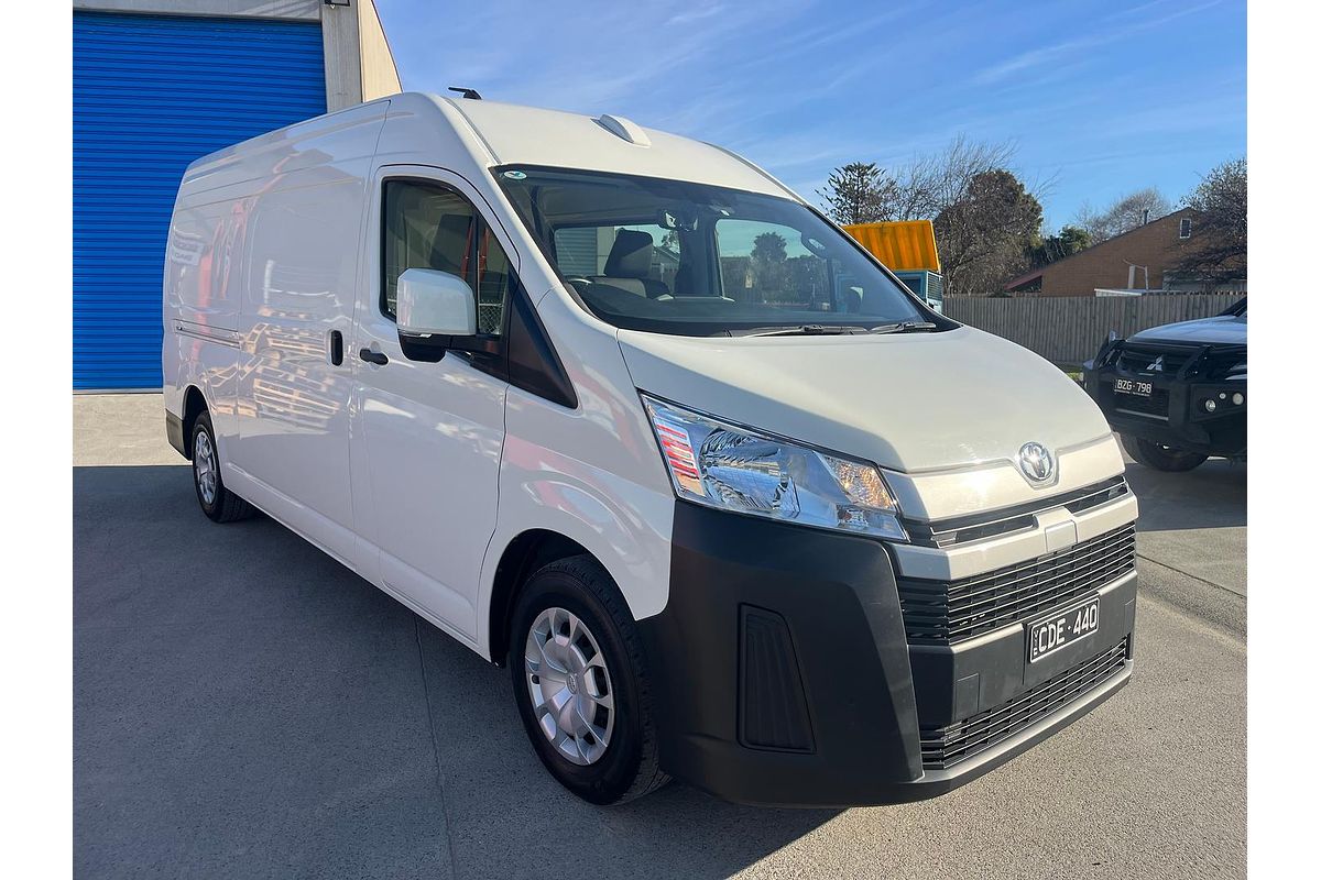 2022 Toyota Hiace GDH320R