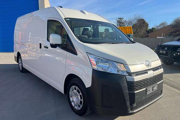 2022 Toyota Hiace GDH320R