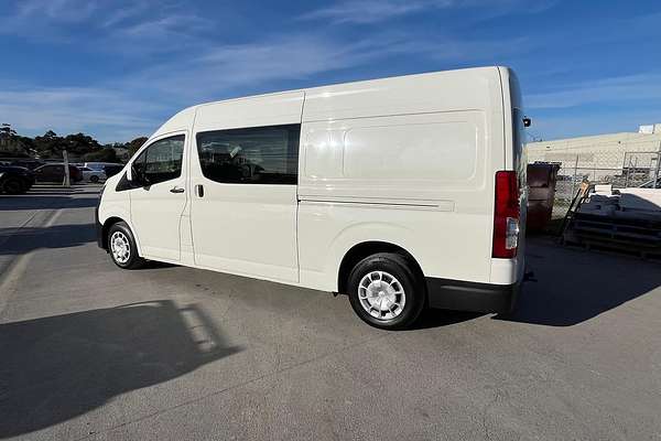 2022 Toyota Hiace GDH320R