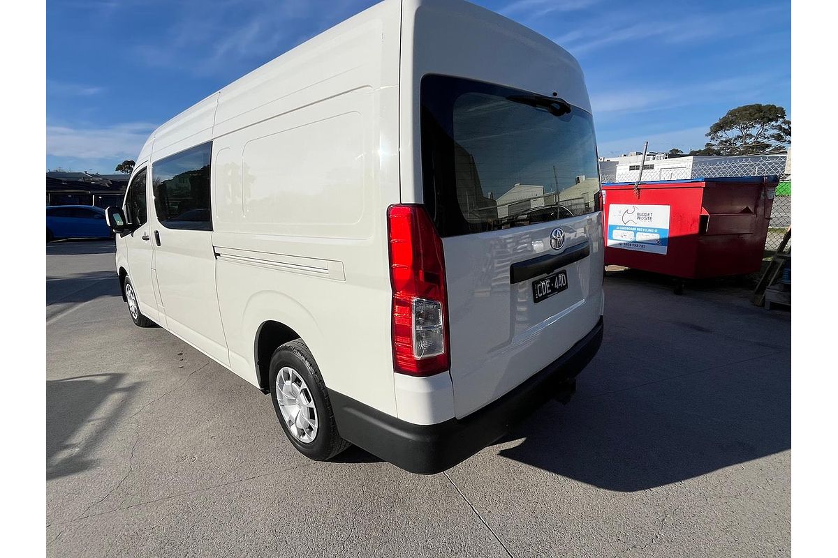 2022 Toyota Hiace GDH320R