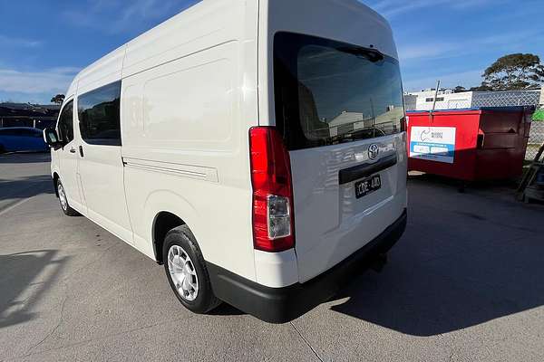 2022 Toyota Hiace GDH320R
