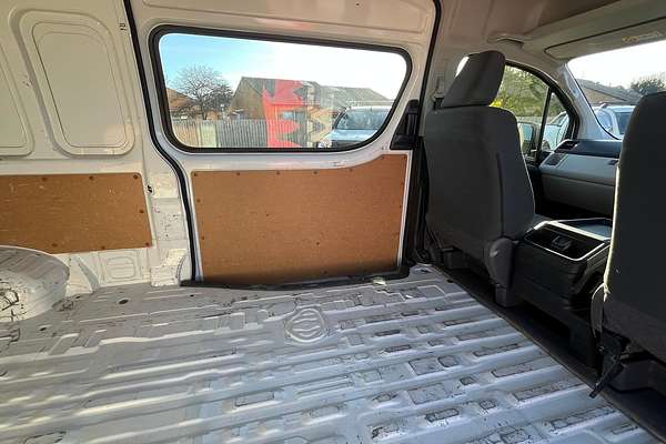 2022 Toyota Hiace GDH320R