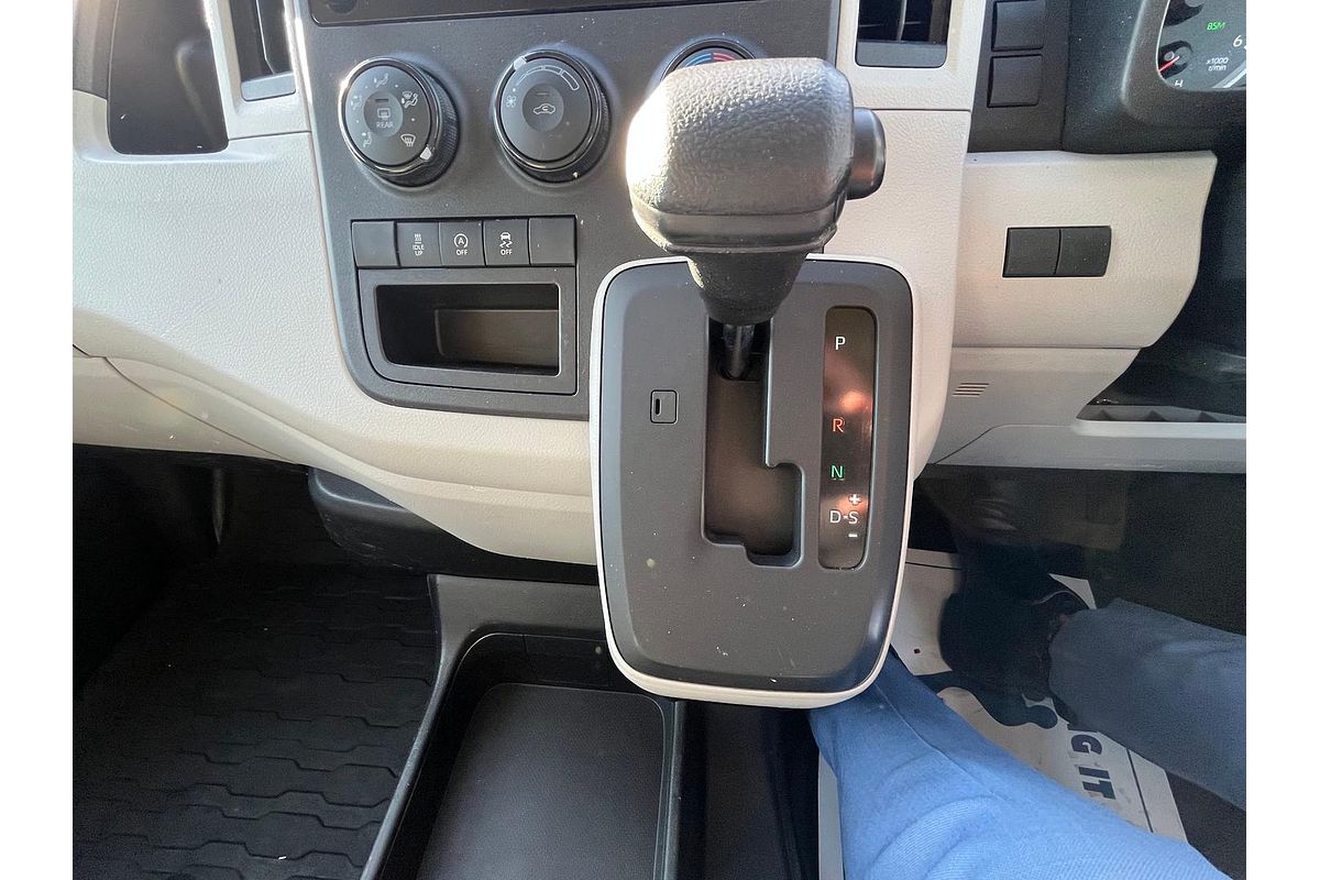 2022 Toyota Hiace GDH320R