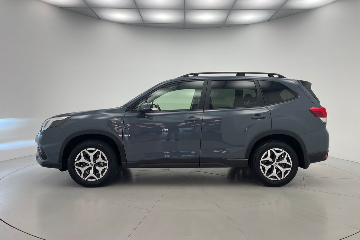 2025 Subaru Forester 2.5i S5