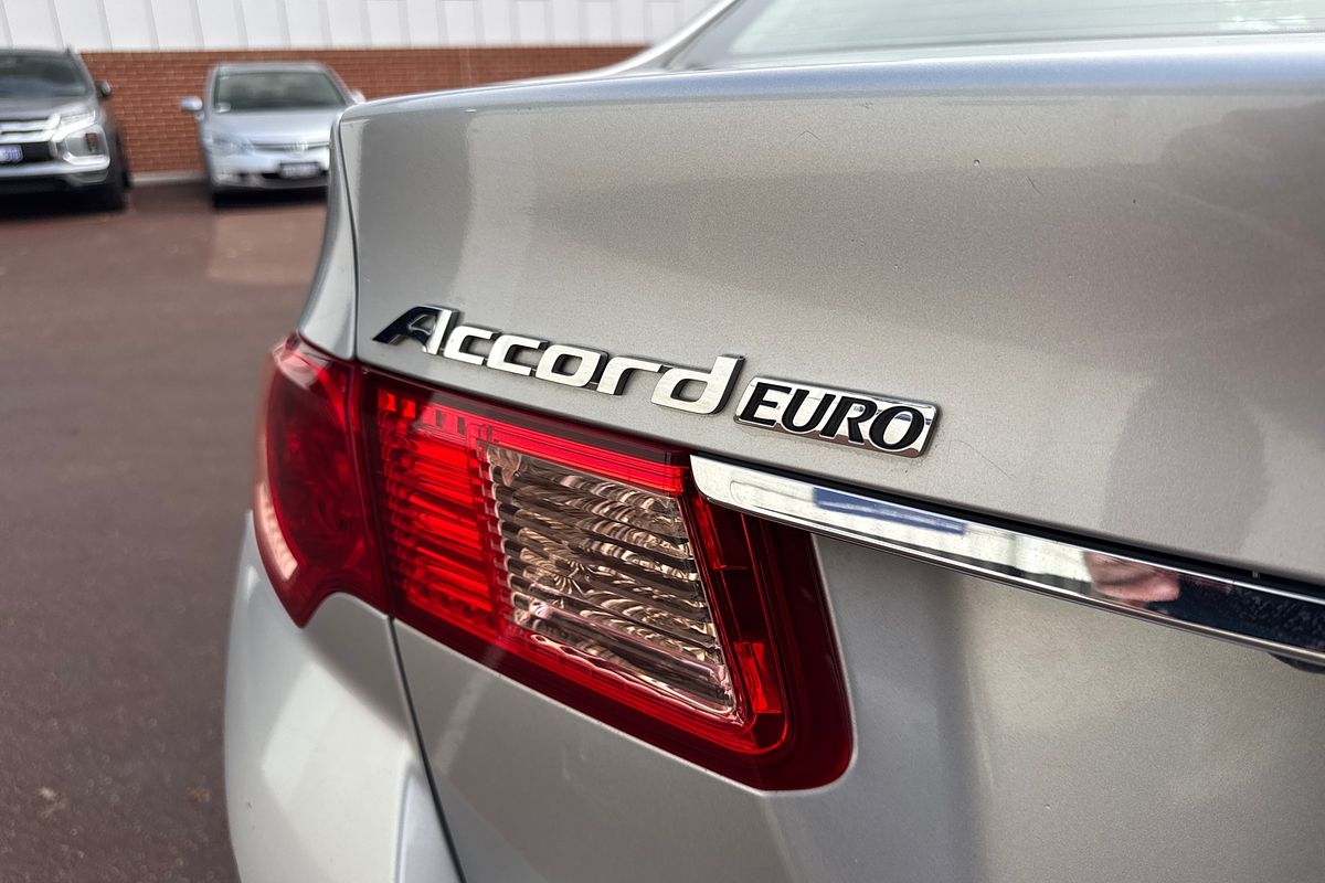 2011 Honda Accord Euro Luxury 8th Gen