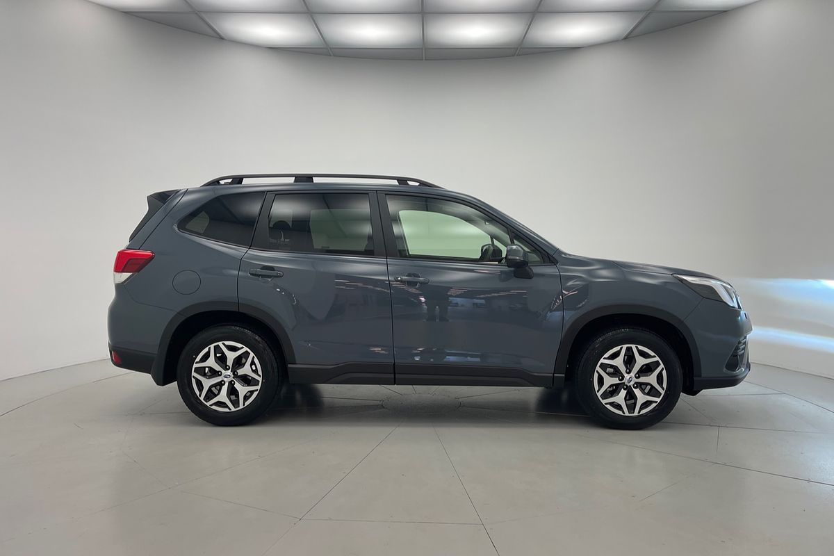 2025 Subaru Forester 2.5i S5