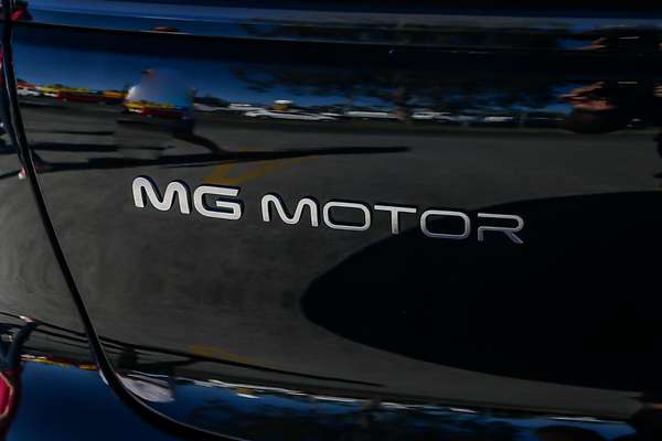2025 MG IM6 Performance S12L