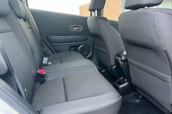 2019 Honda HR-V VTi-S