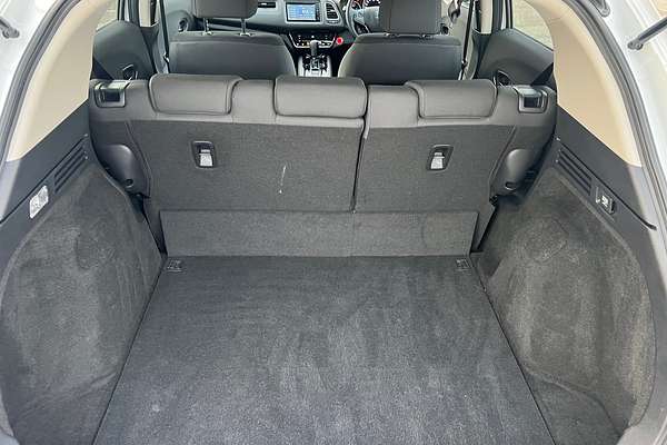 2019 Honda HR-V VTi-S