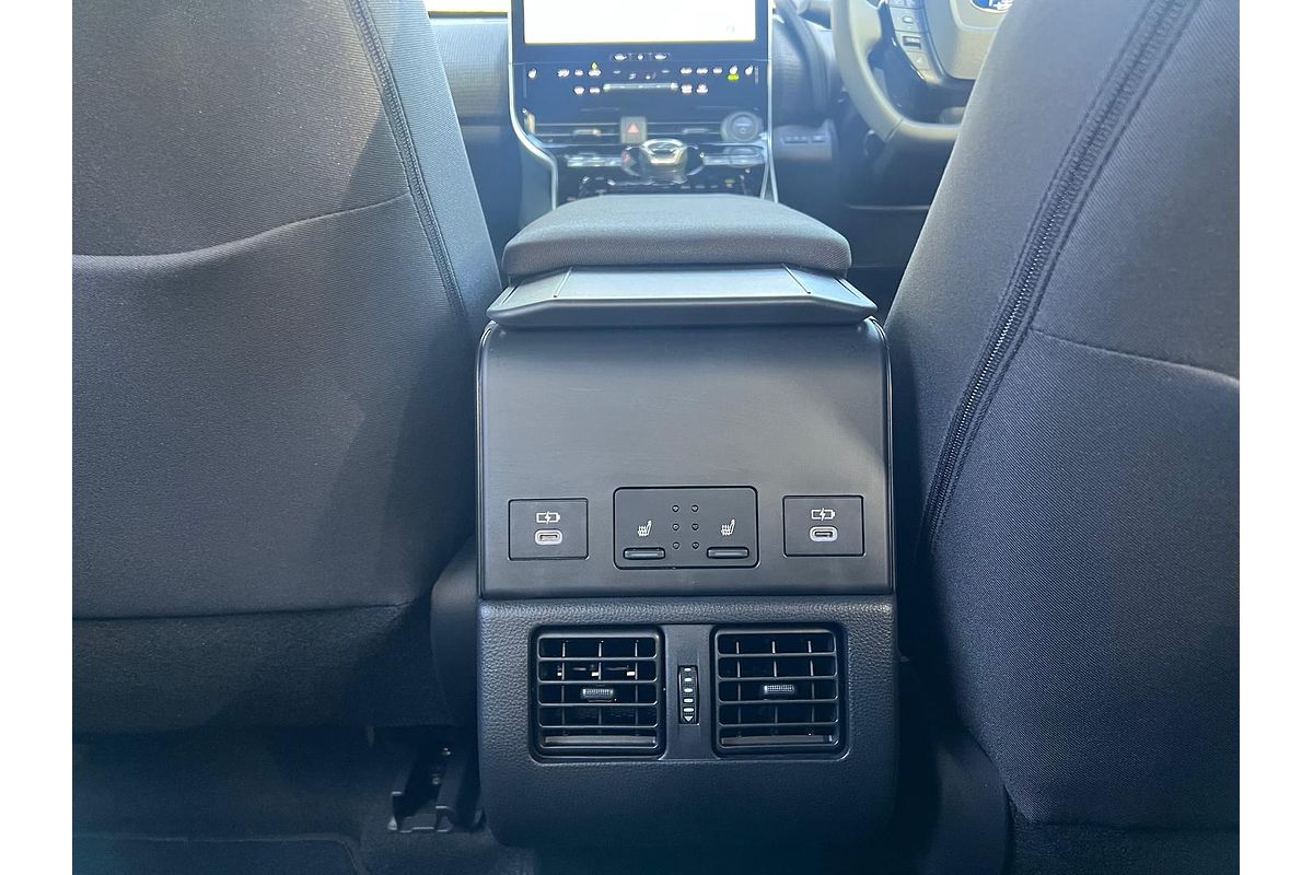 2024 Subaru Solterra AWD E1-1