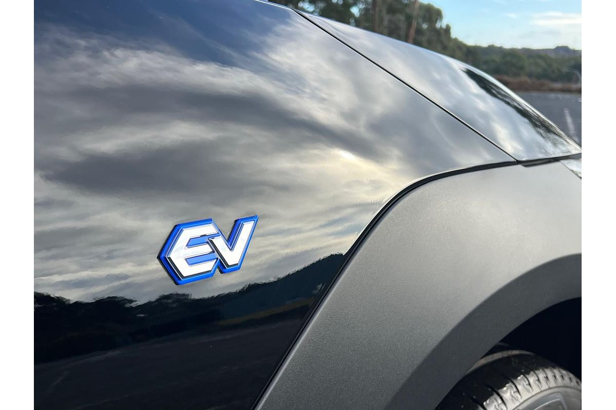 2024 Subaru Solterra AWD E1-1