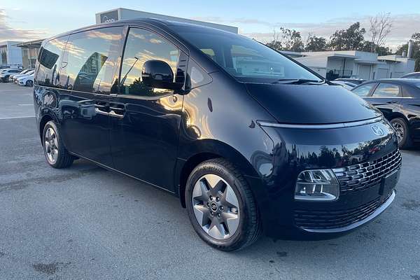 2022 Hyundai STARIA  US4.V1