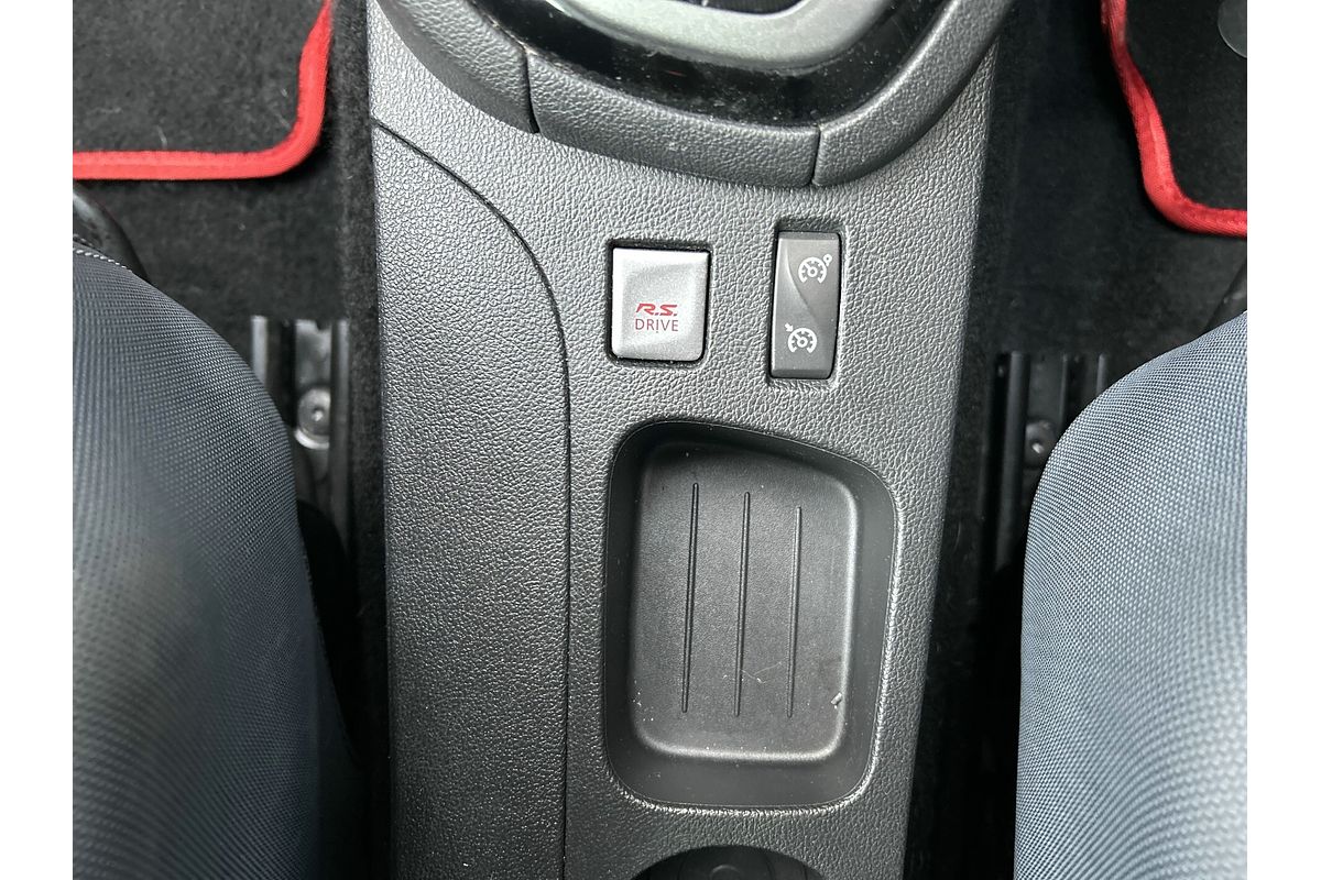 2016 Renault Clio GT IV B98