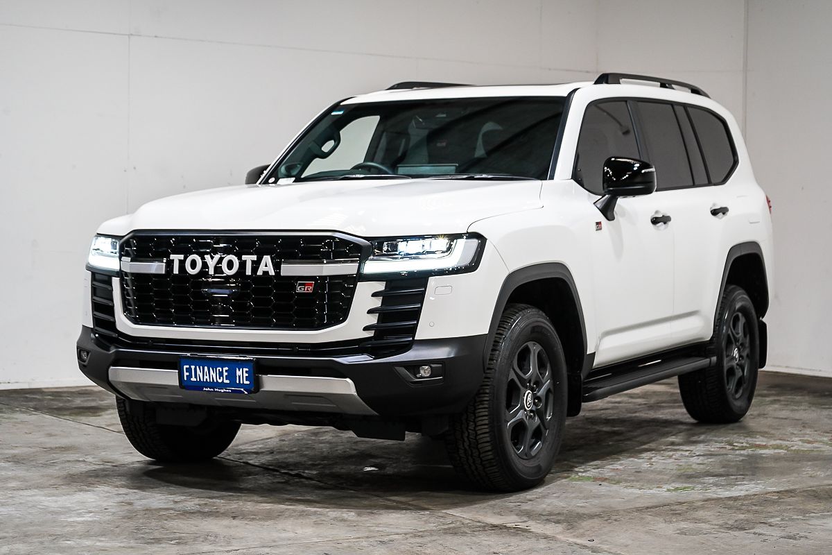 2024 Toyota Landcruiser GR Sport FJA300R