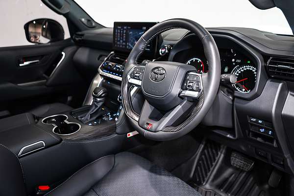 2024 Toyota Landcruiser GR Sport FJA300R