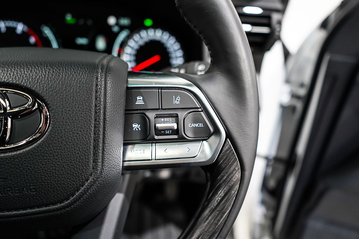 2024 Toyota Landcruiser GR Sport FJA300R