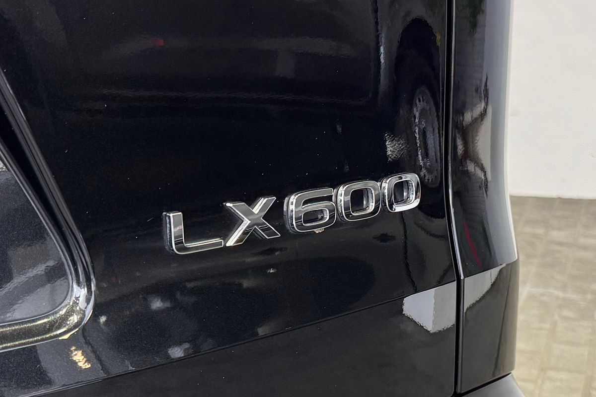 2023 Lexus LX LX600 VJA310R