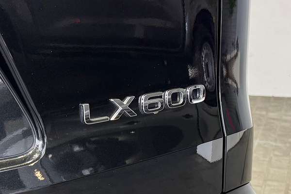 2023 Lexus LX LX600 VJA310R