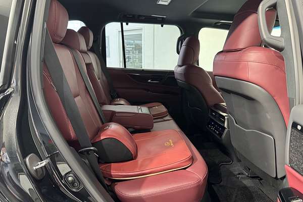 2023 Lexus LX LX600 VJA310R