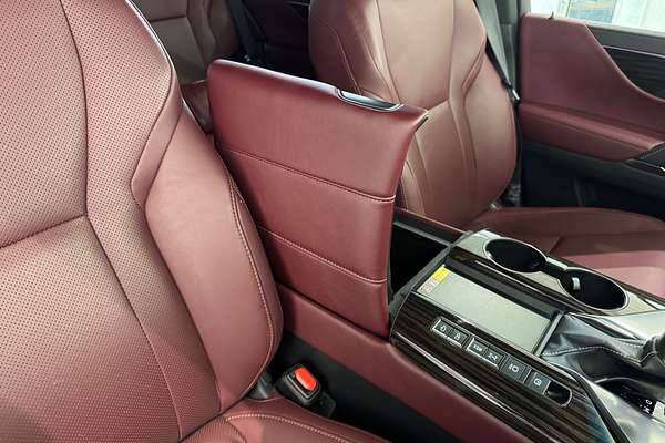 2023 Lexus LX LX600 VJA310R