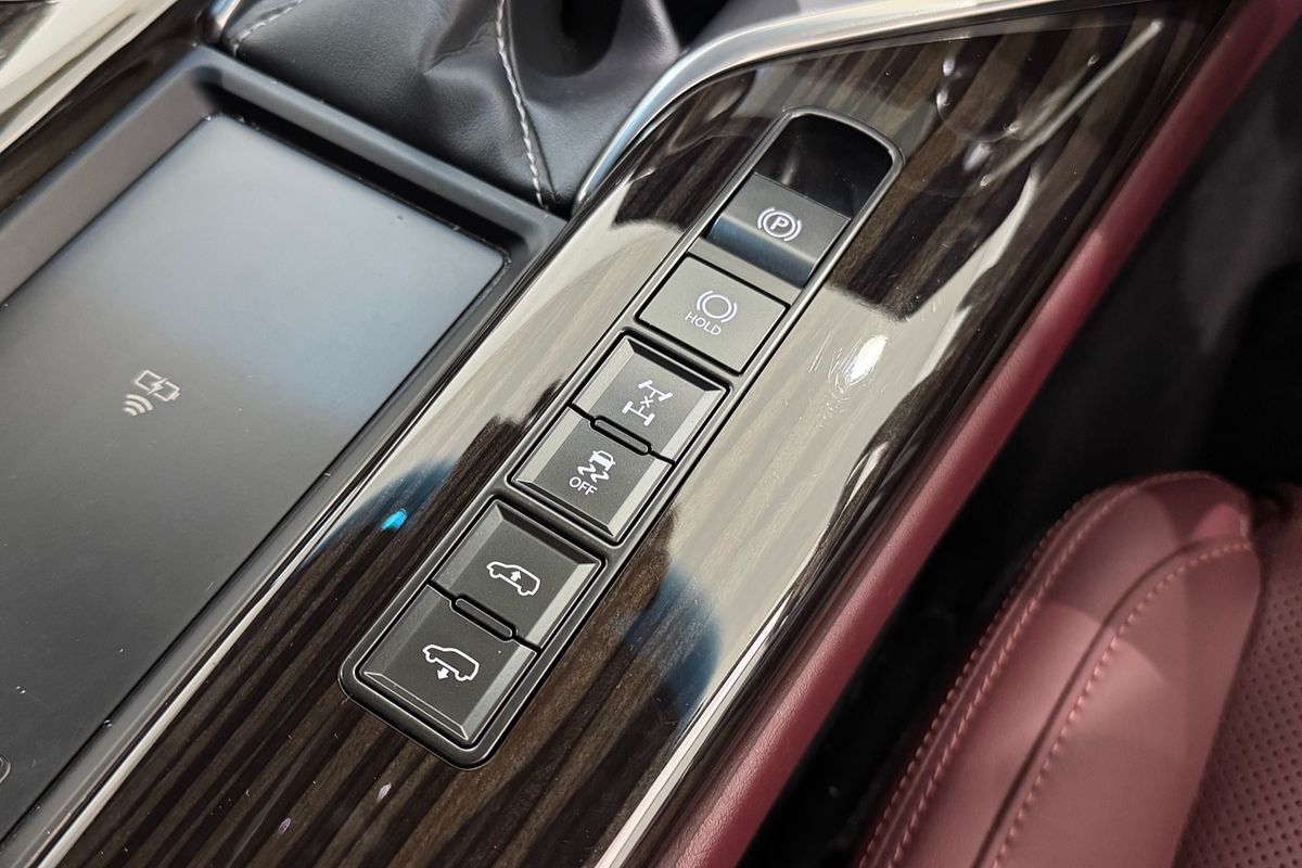 2023 Lexus LX LX600 VJA310R