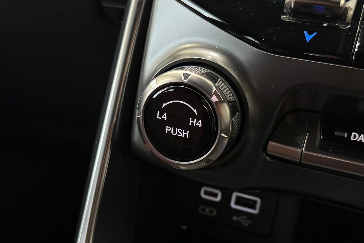 2023 Lexus LX LX600 VJA310R