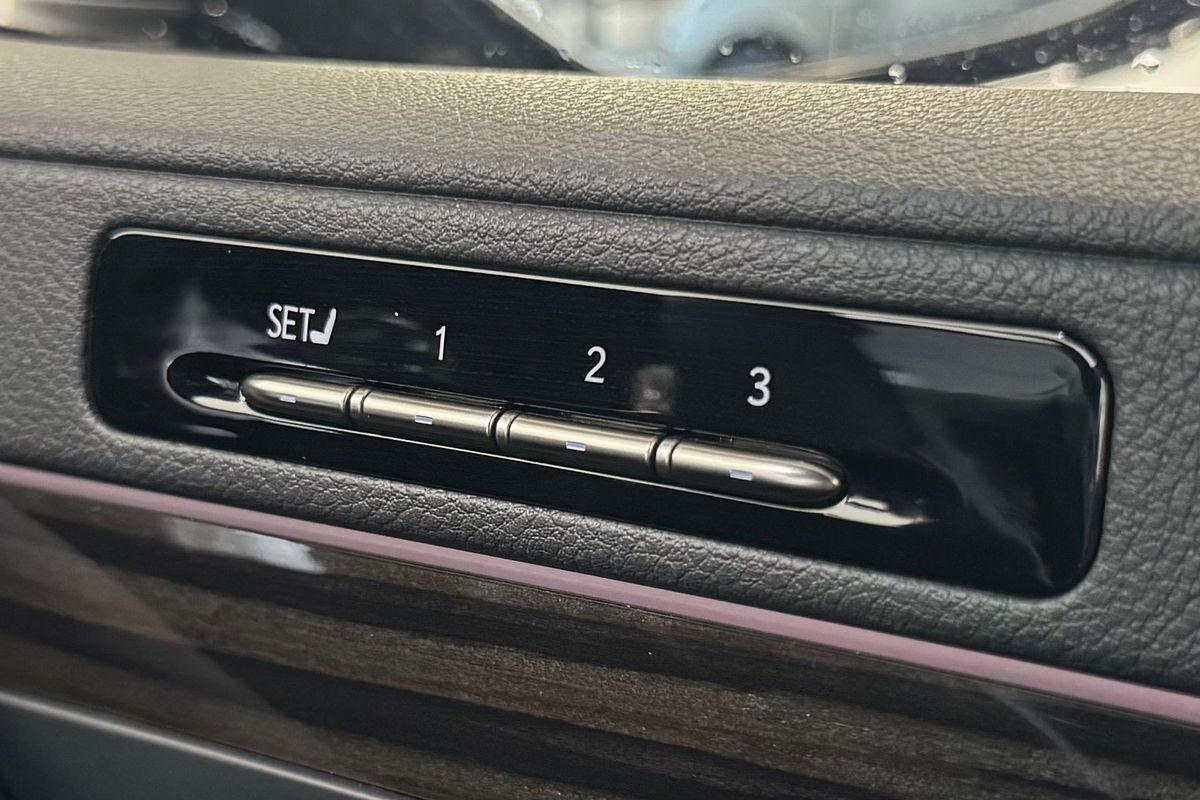 2023 Lexus LX LX600 VJA310R