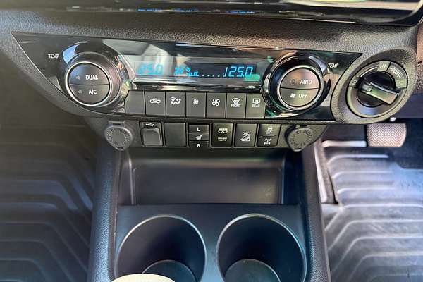2022 Toyota Hilux Rogue GUN126R 4X4