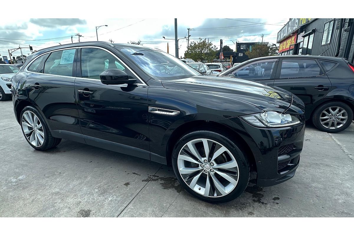 2016 Jaguar F-PACE 20d Prestige X761