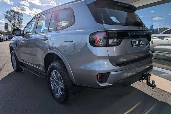 2024 Ford Everest Ambiente 2.0L