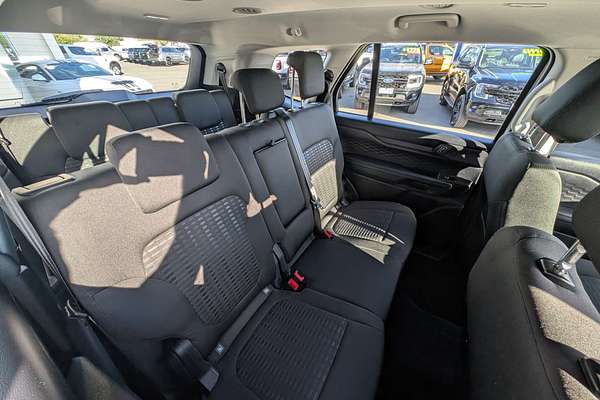 2024 Ford Everest Ambiente 2.0L