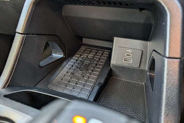 2024 Ford Everest Ambiente 2.0L