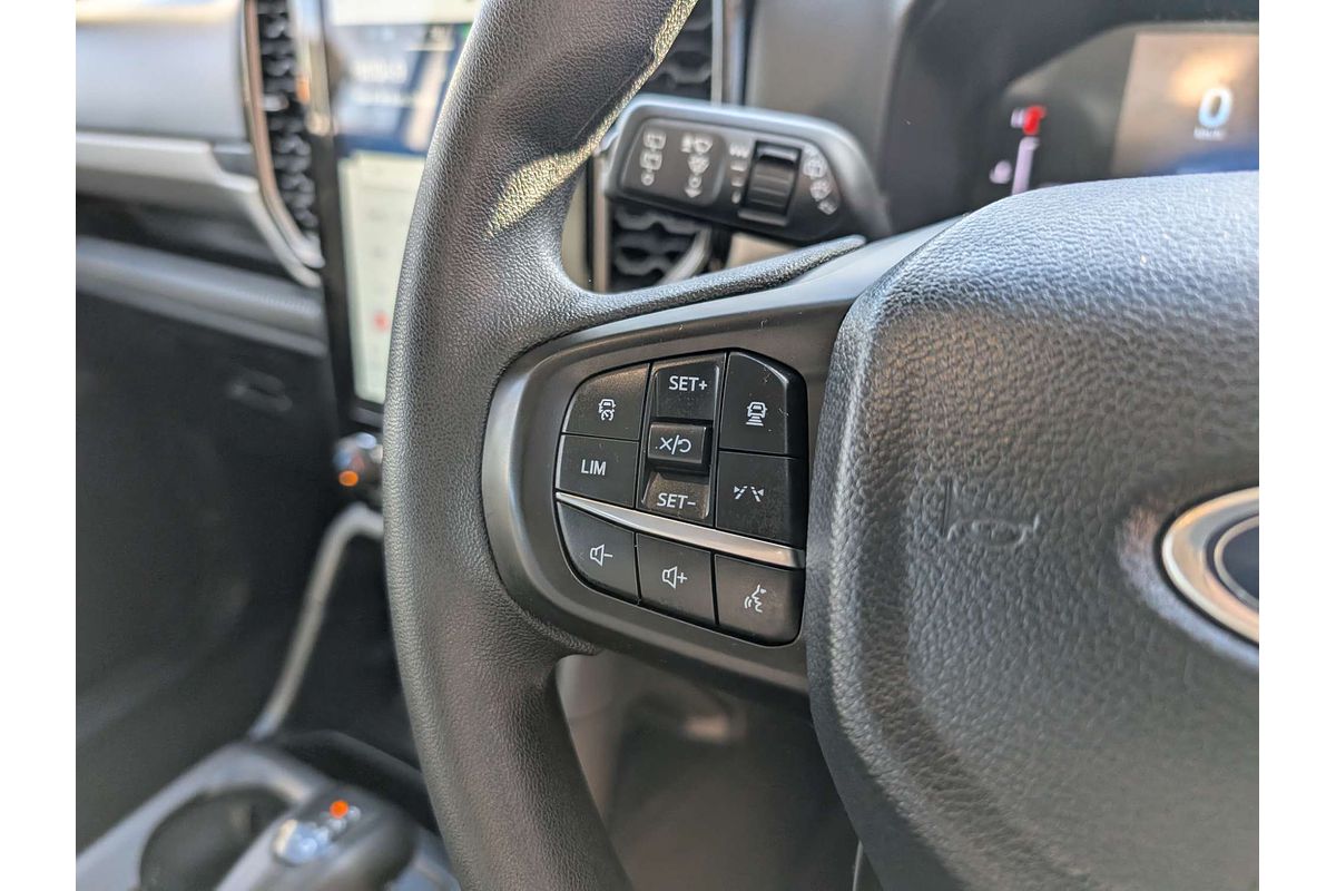 2024 Ford Everest Ambiente 2.0L