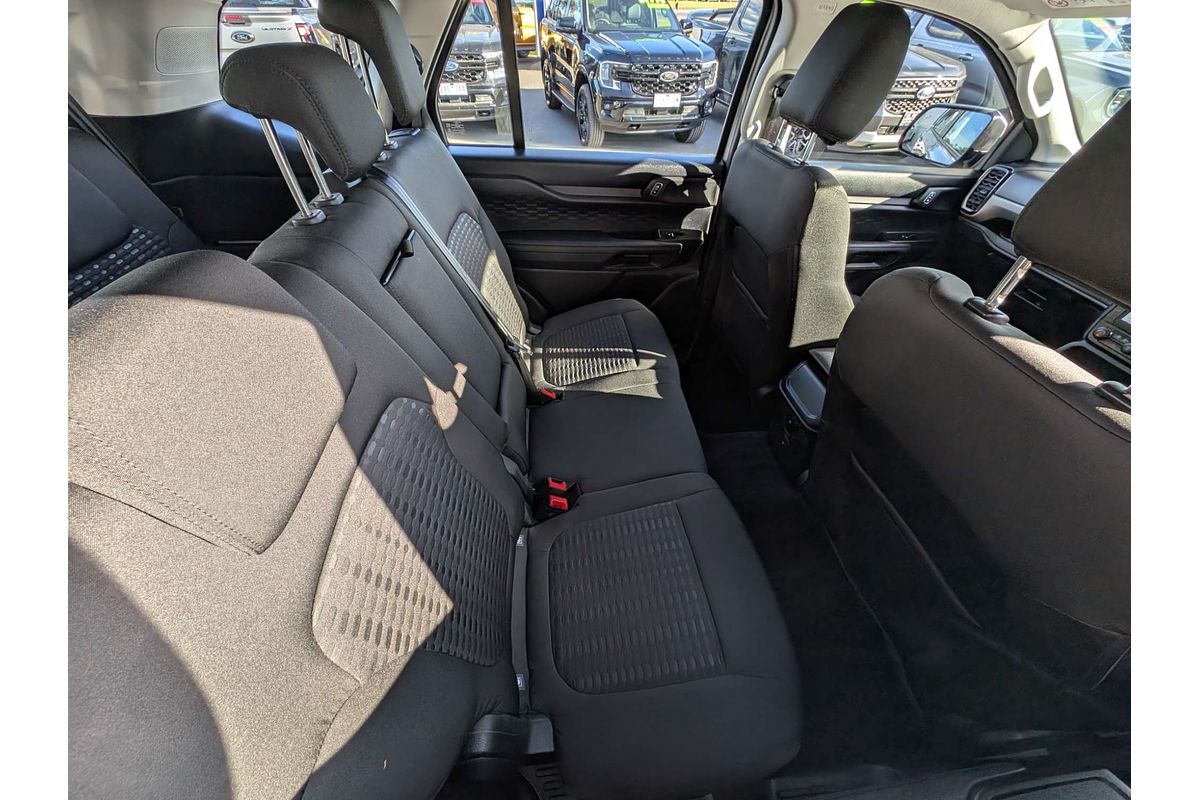 2024 Ford Everest Ambiente 2.0L