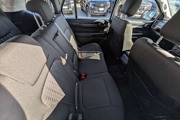 2024 Ford Everest Ambiente 2.0L