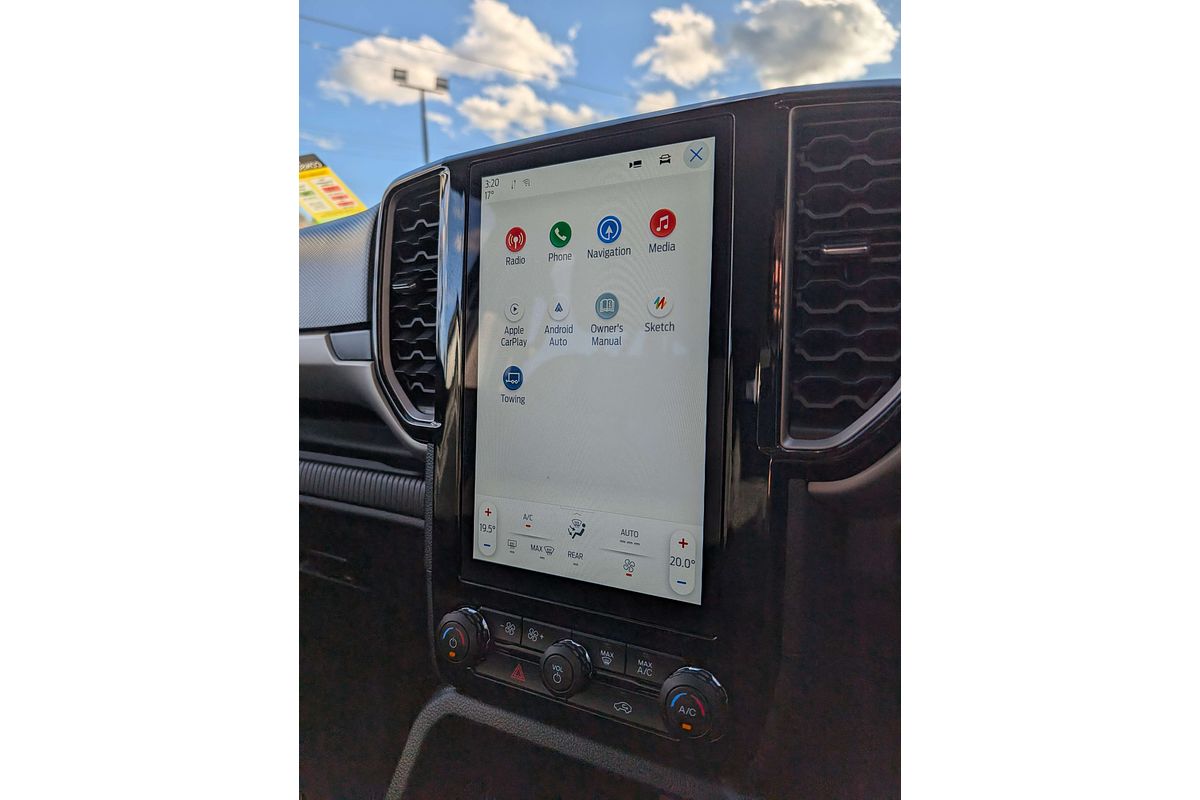 2024 Ford Everest Ambiente 2.0L