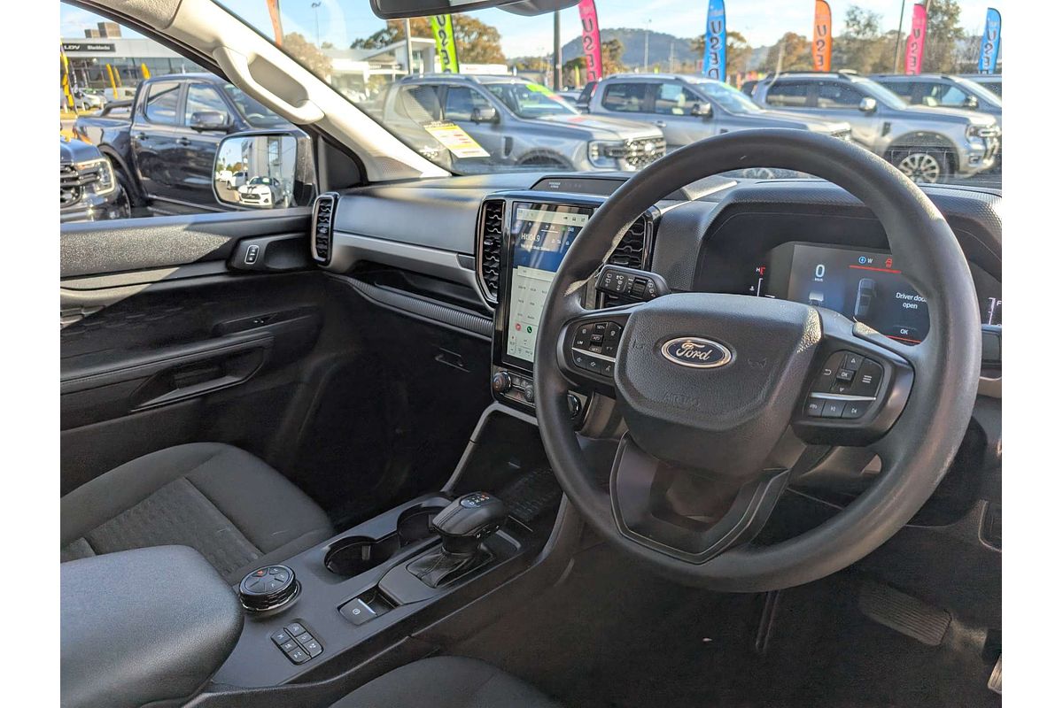 2024 Ford Everest Ambiente 2.0L